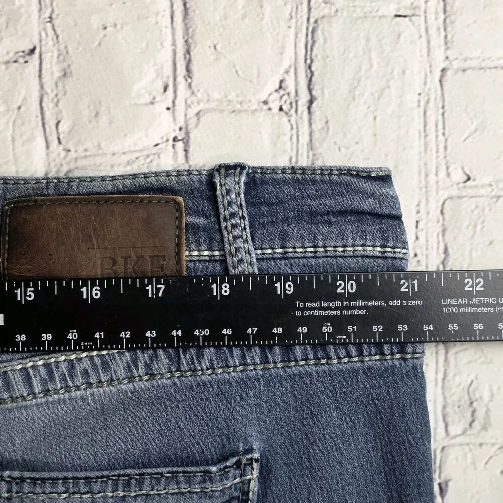 BKE Men's 40x32 Straight Leg Blue Denim Distressed Stretch Jeans
